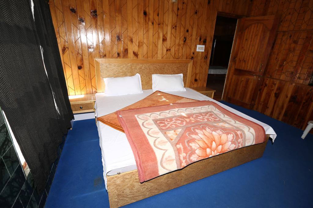 Hotel Ridge View Manāli Buitenkant foto