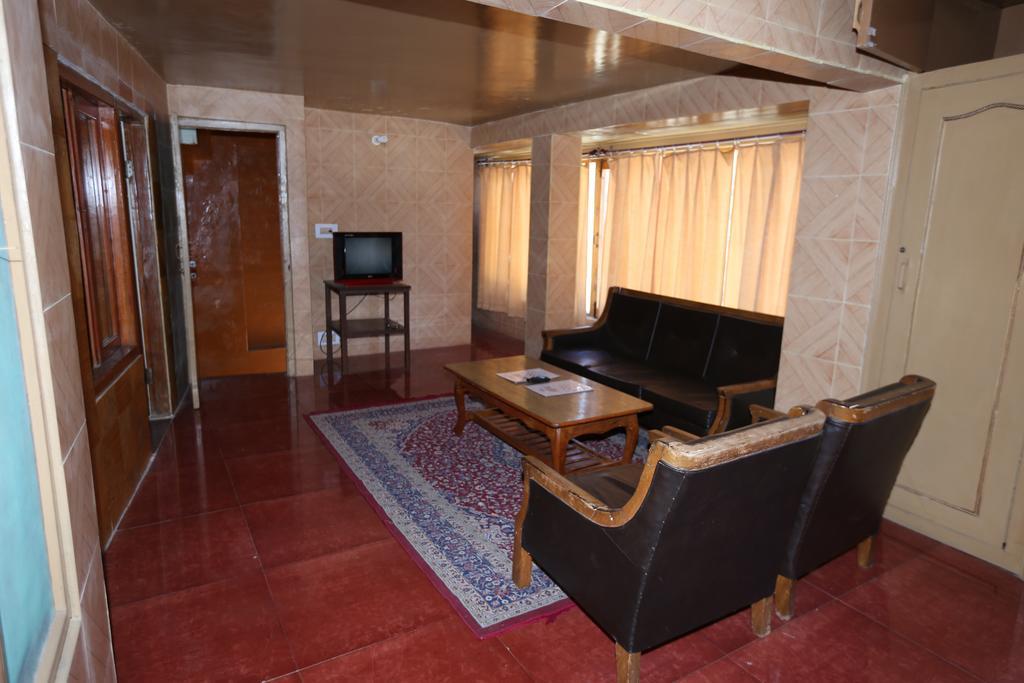 Hotel Ridge View Manāli Kamer foto