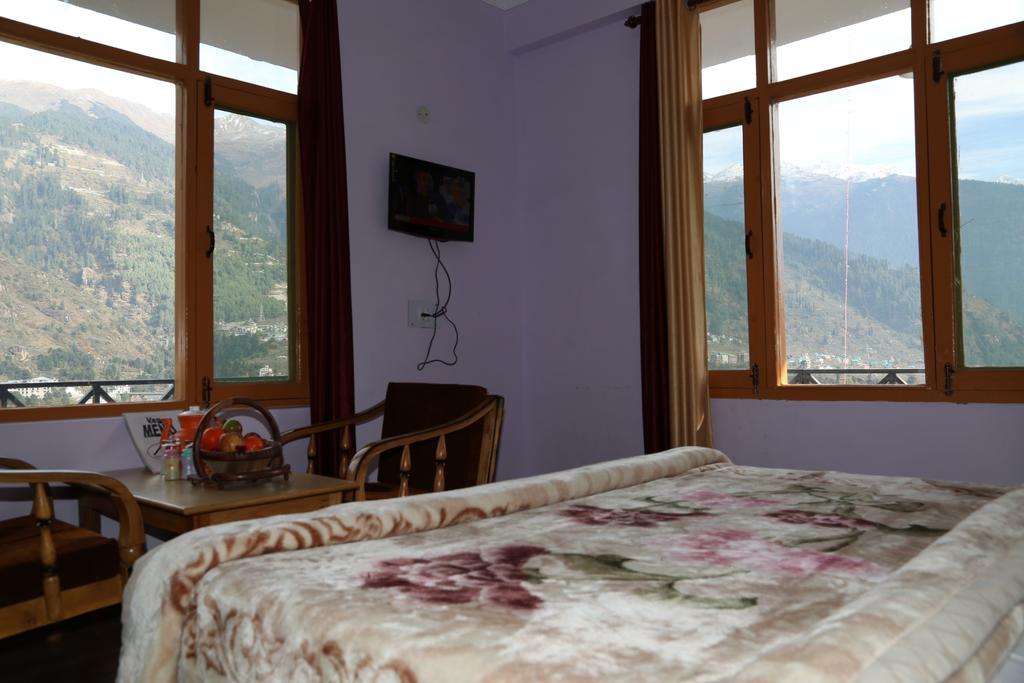 Hotel Ridge View Manāli Kamer foto