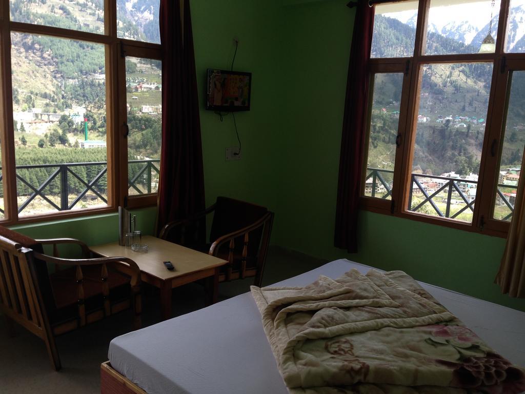 Hotel Ridge View Manāli Kamer foto